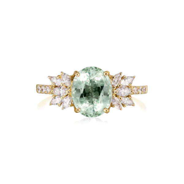 Green fairytale ring with tourmaline and diamonds