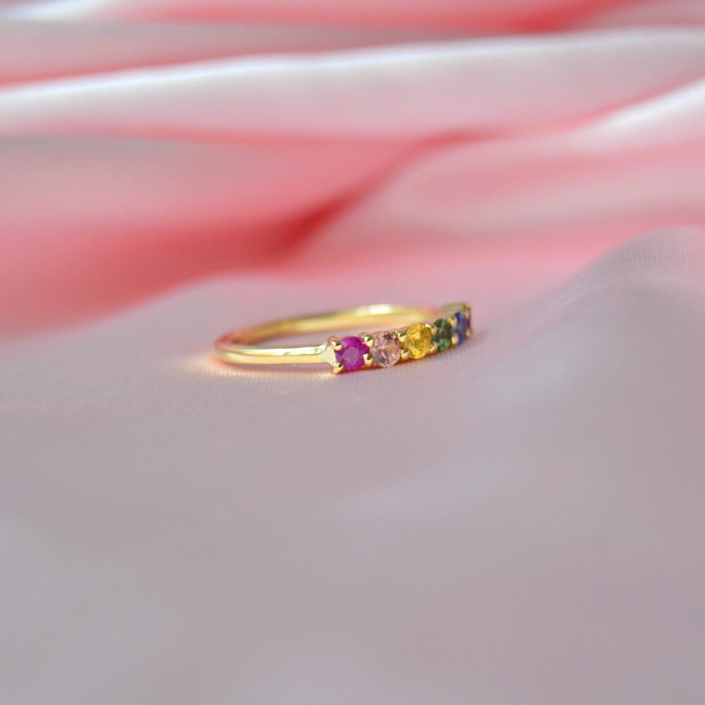Rainbow ring with sapphires