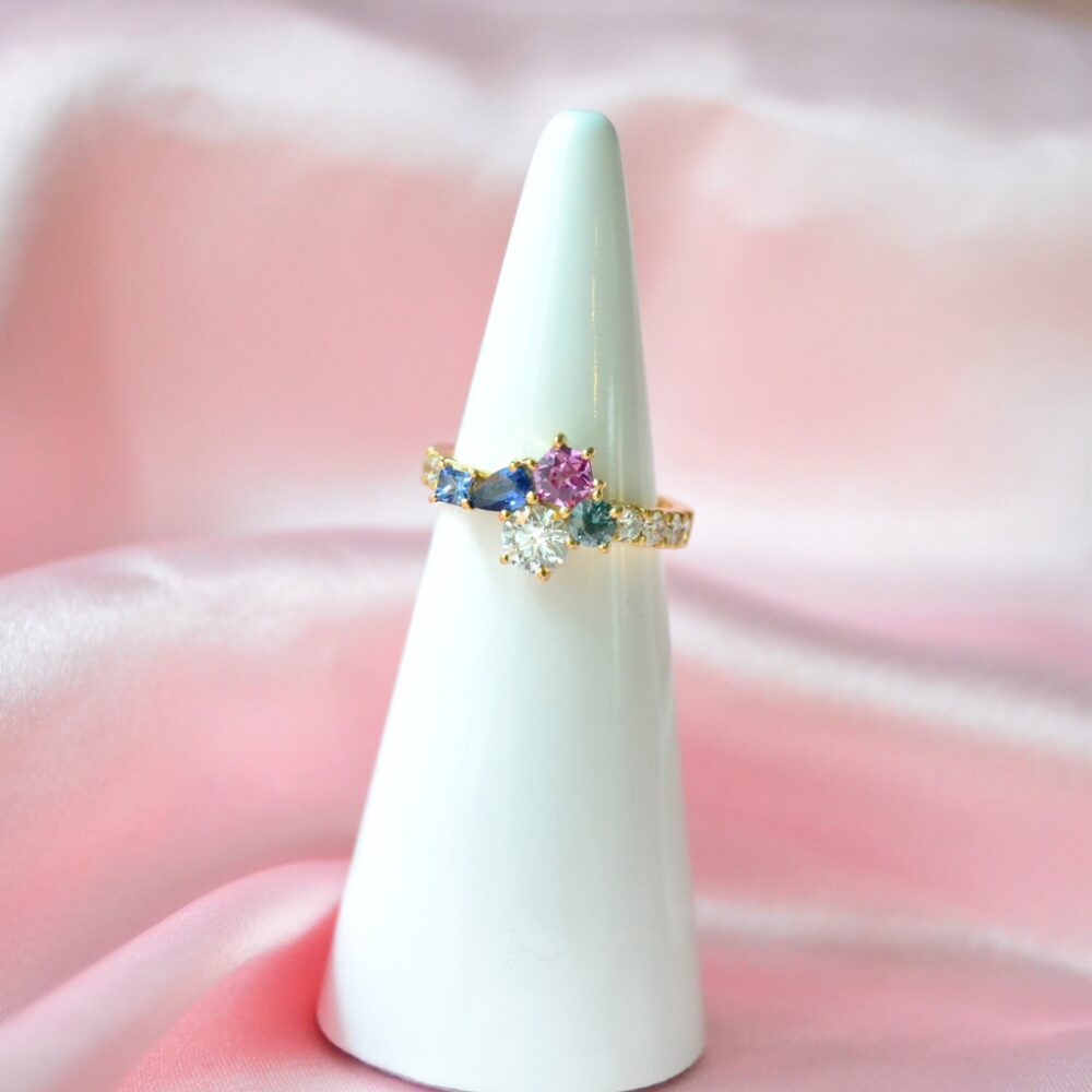 0.40ct diamond cluster ring with sapphires