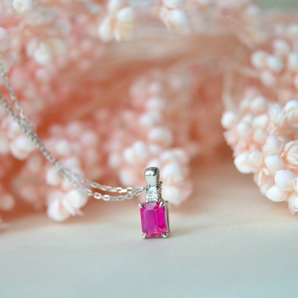 Hot pink ruby pendant with diamond
