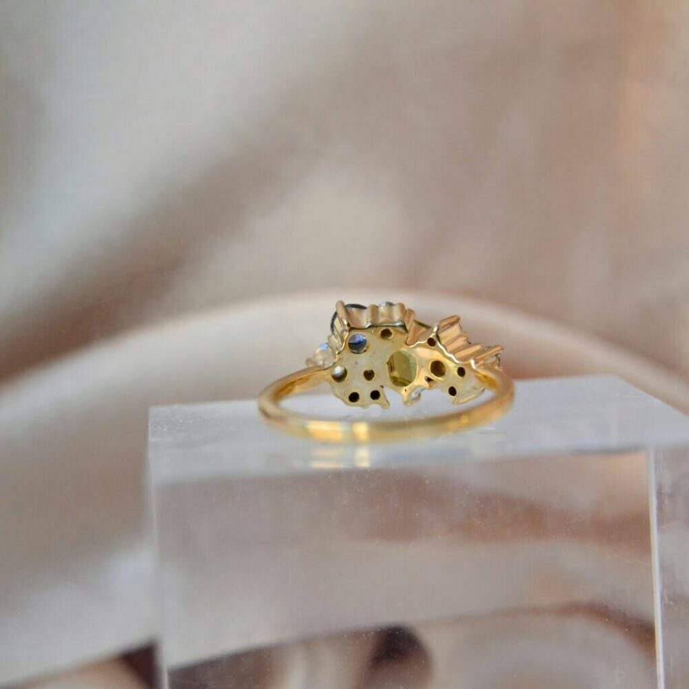 Yellow sapphire cluster ring