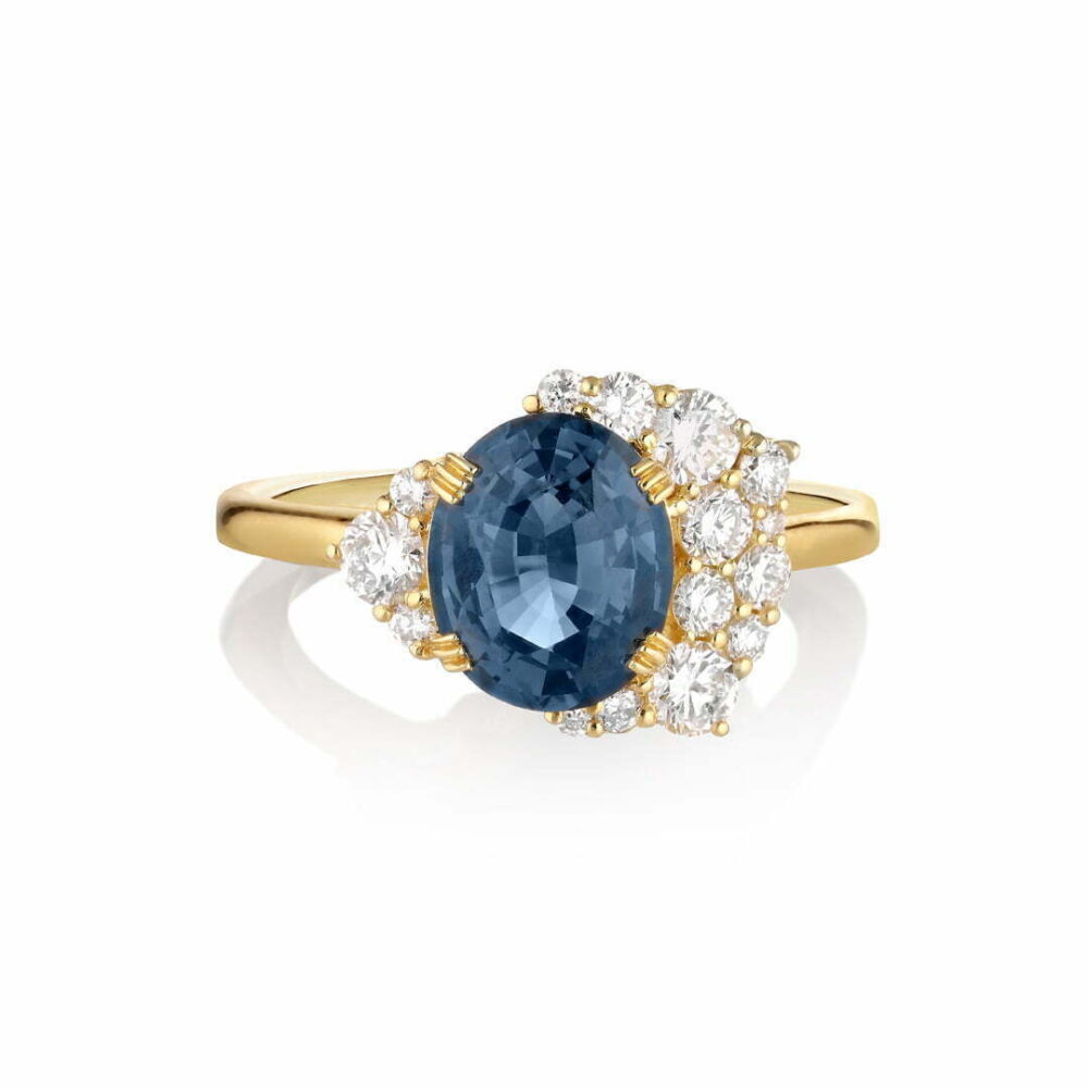 Blue spinel ring with diamonds in yellow gold