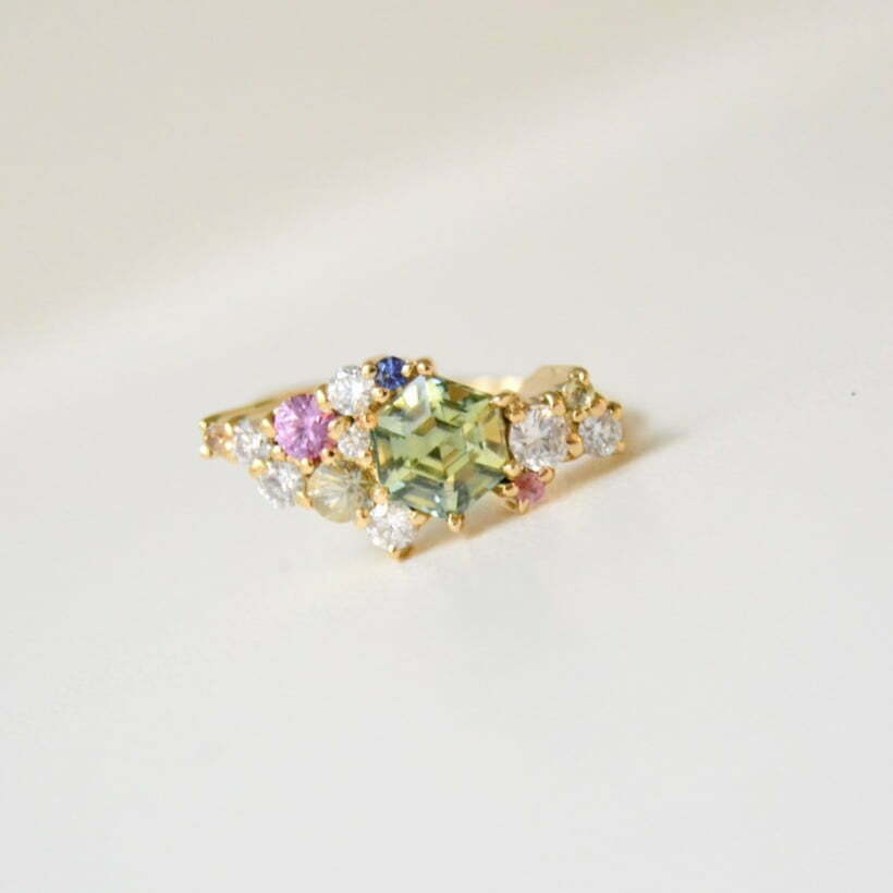 Green sapphire cluster ring