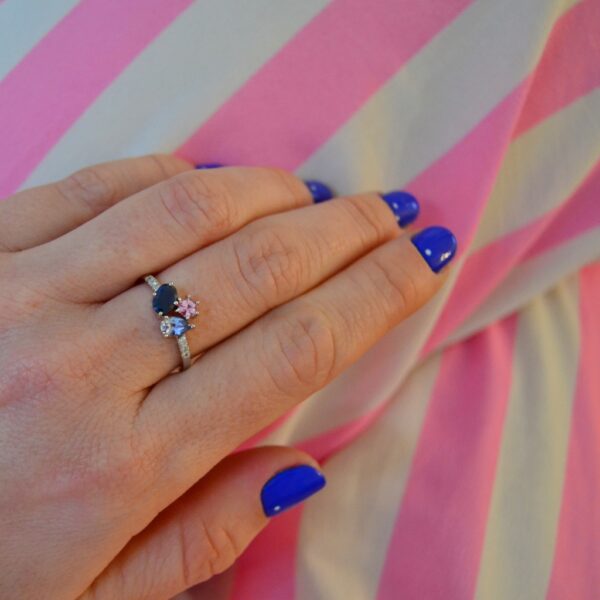 Colorful cluster ring with heirloom sapphire