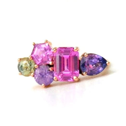 Pink sapphire cluster ring made of 18k rose gold