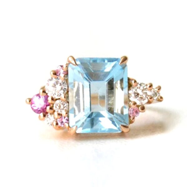 Heirloom Aquamarine Cluster Ring With diamonds