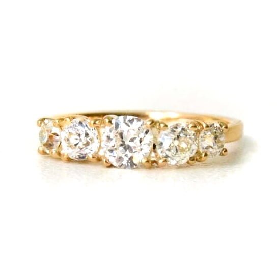 Heirloom ring With diamonds set in 18k yellow gold