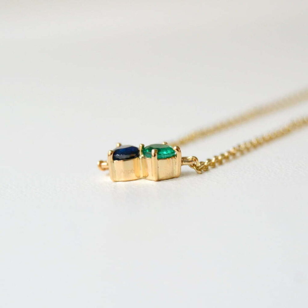 Sapphire and emerald necklace