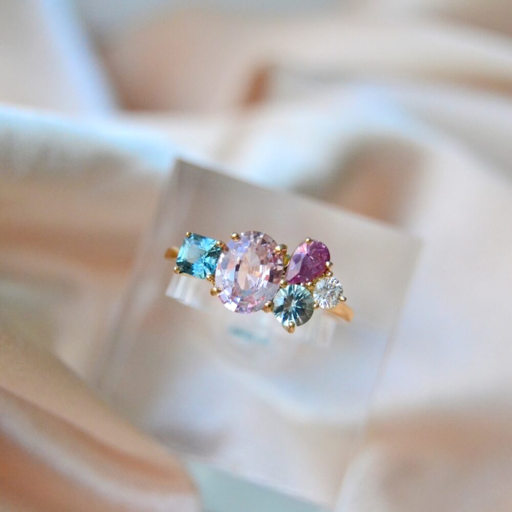 Unheated sapphire cluster ring