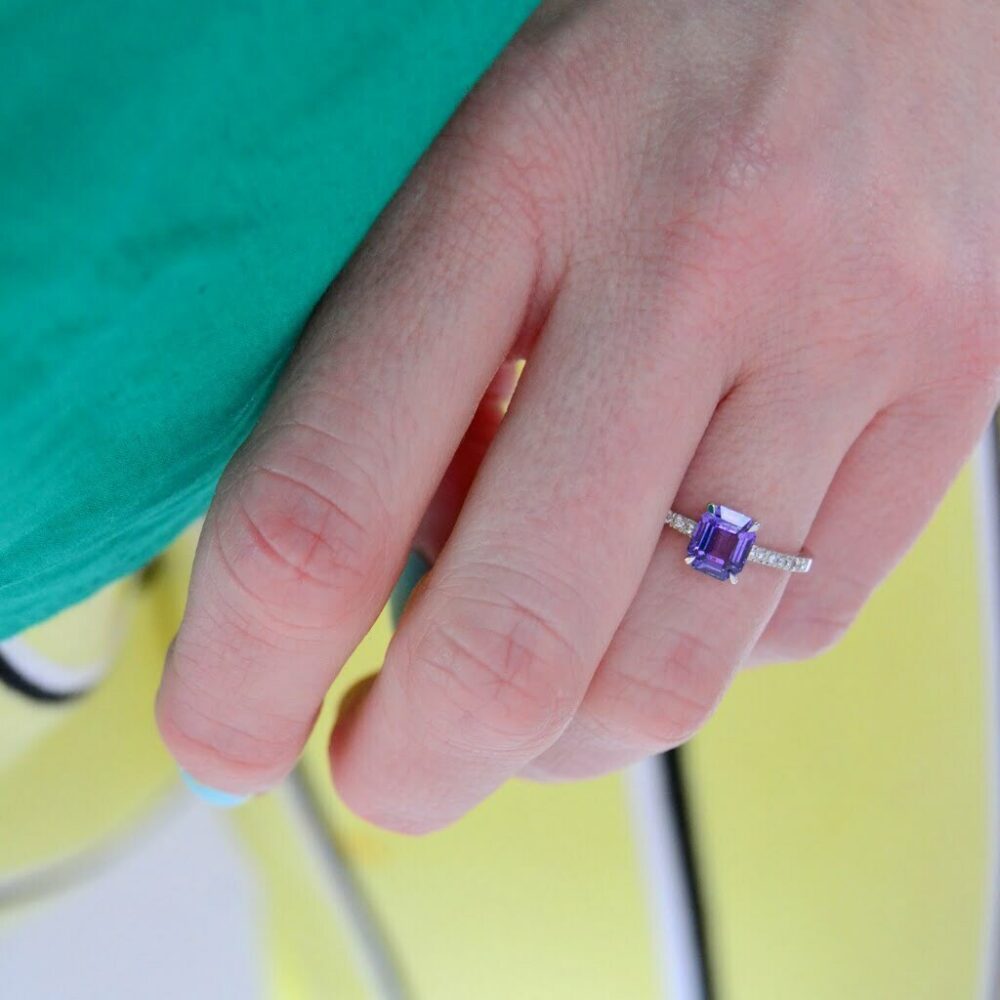 Purple sapphire ring