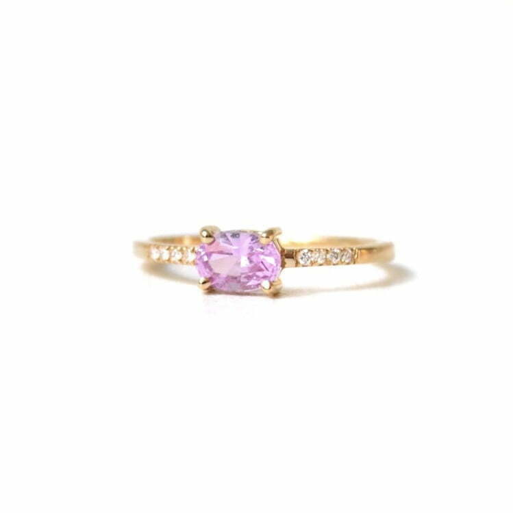 Pink sapphire ring with diamonds set in 18K yellow gold