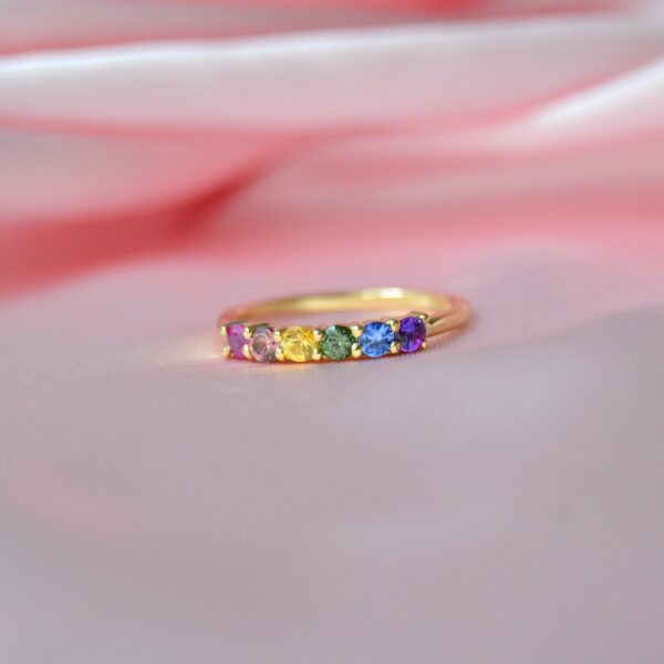 Rainbow ring with sapphires