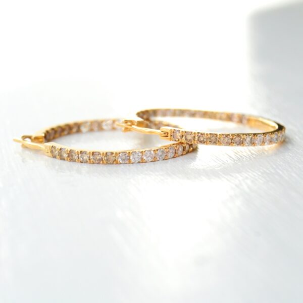 Diamond hoops with an ombre effect
