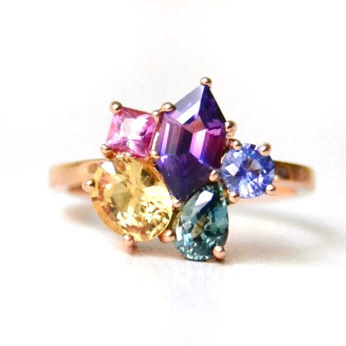 5 stone cluster ring With sapphires set in 18k rose gold