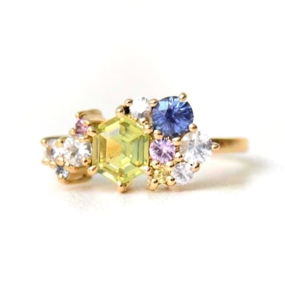 Yellow sapphire Ring made of 18k yellow gold