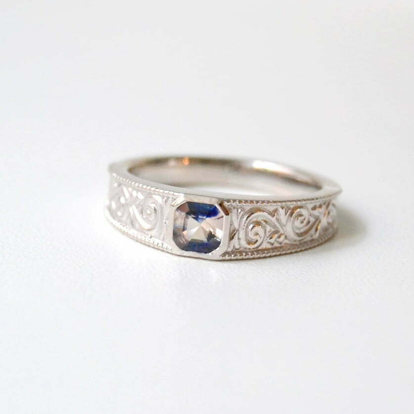Carved ring band