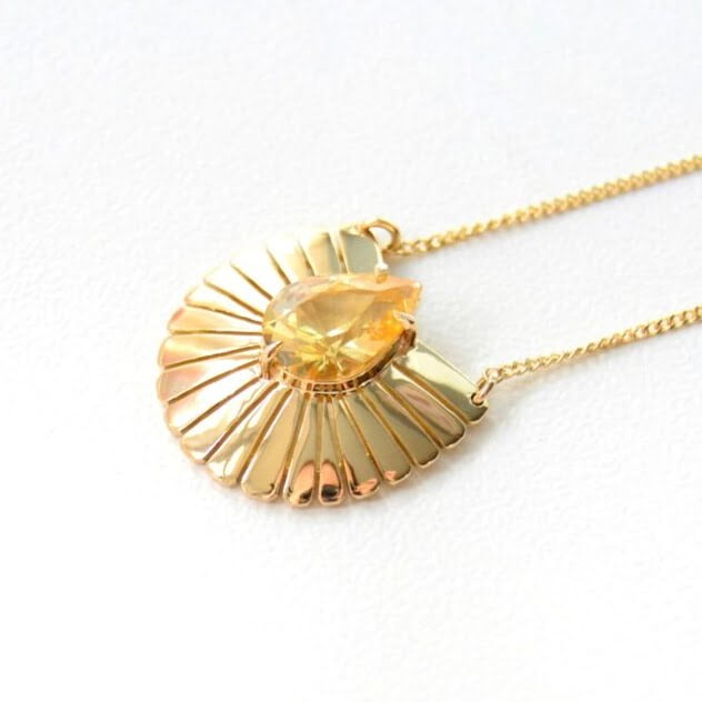 Yellow Sapphire Necklace made of 18k yellow gold
