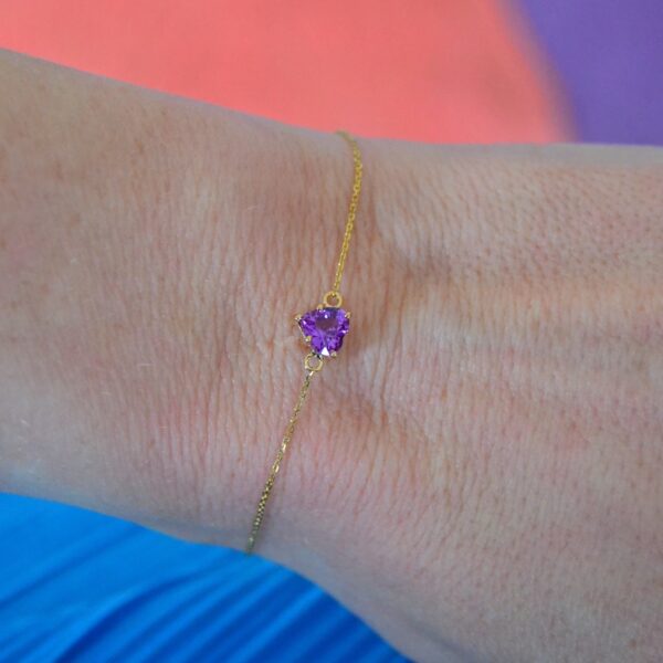 Heart shaped sapphire bracelet