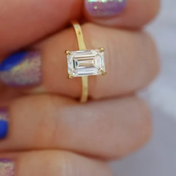 Emerald cut engagement ring