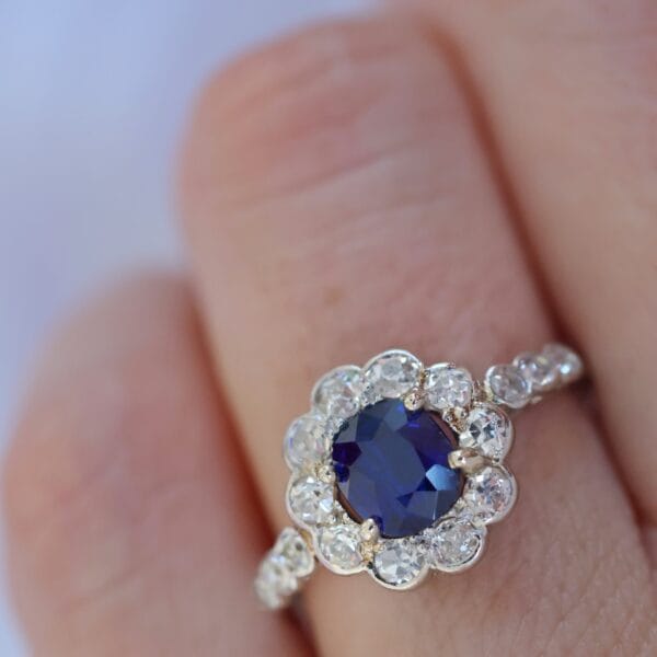 Art Deco ring with blue sapphire