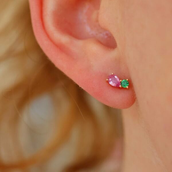 Apata Ear Studs No 1 (pair)