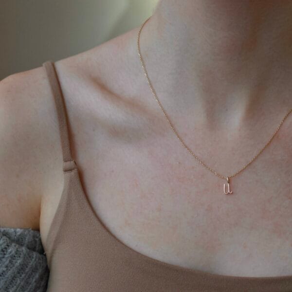 Letter pendant – U